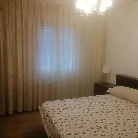 Apartamento Vega De Arriba דירה *
